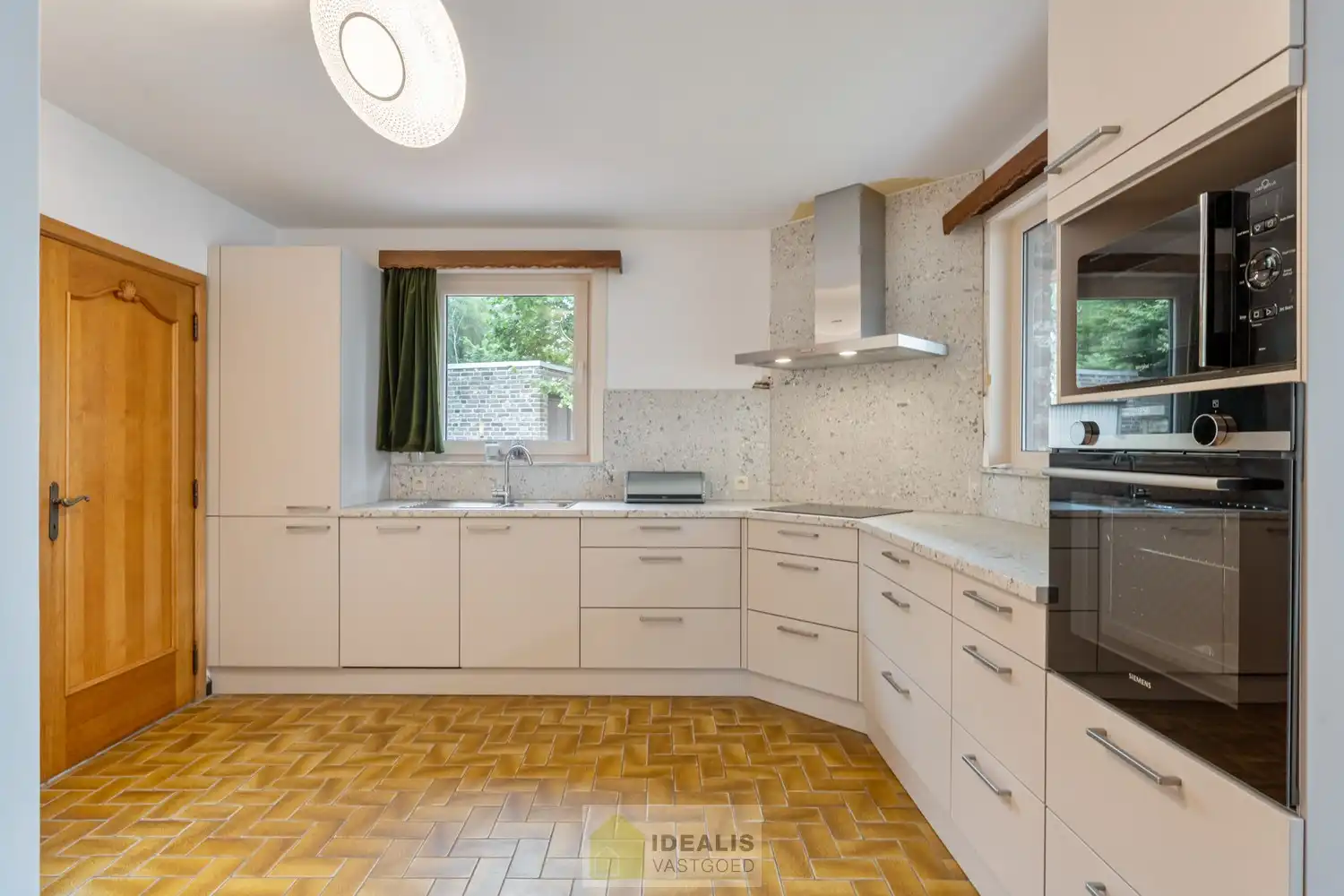 IDEALIS VASTGOED - EENGEZINSWONING MET 4 SLAAPKAMERS OP EEN AANGENAAM PERCEEL VAN 8A 71CA! foto 14