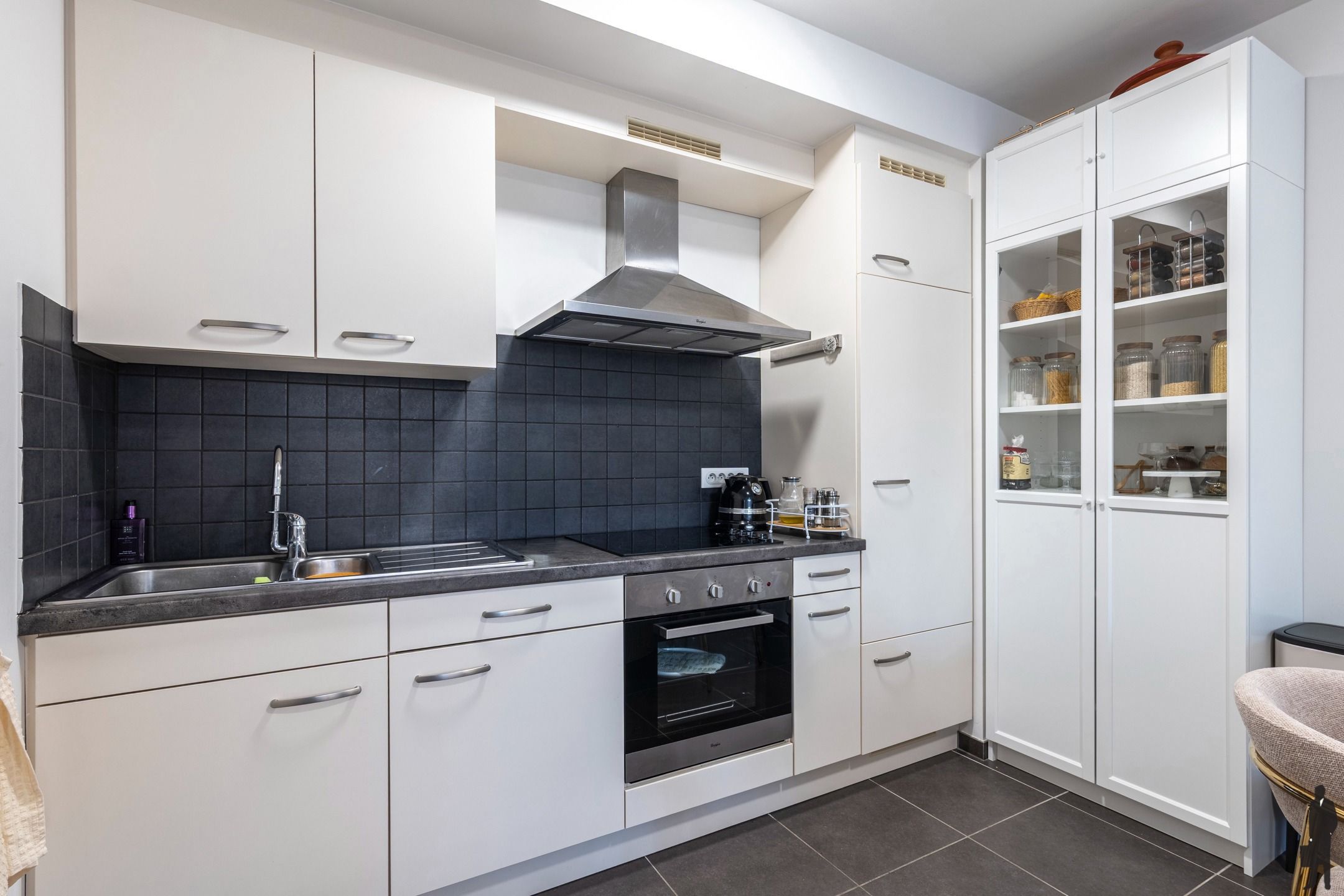 Charmant appartement met groot terras op toplocatie foto 7