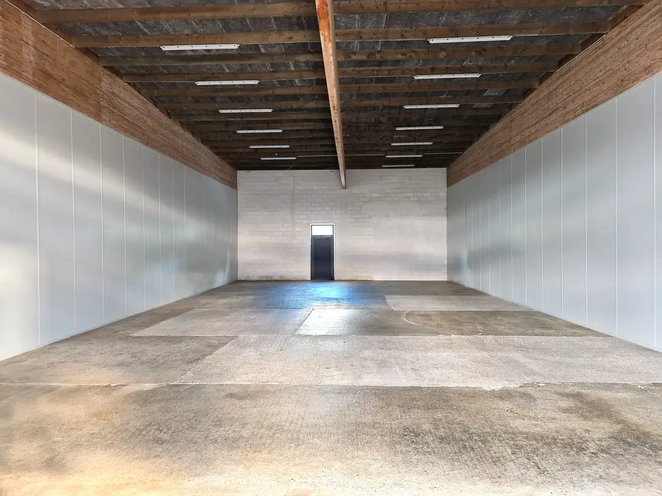 Magazijn / KMO Werkplaats 230m² te Booischot foto {{pictureIndex}}