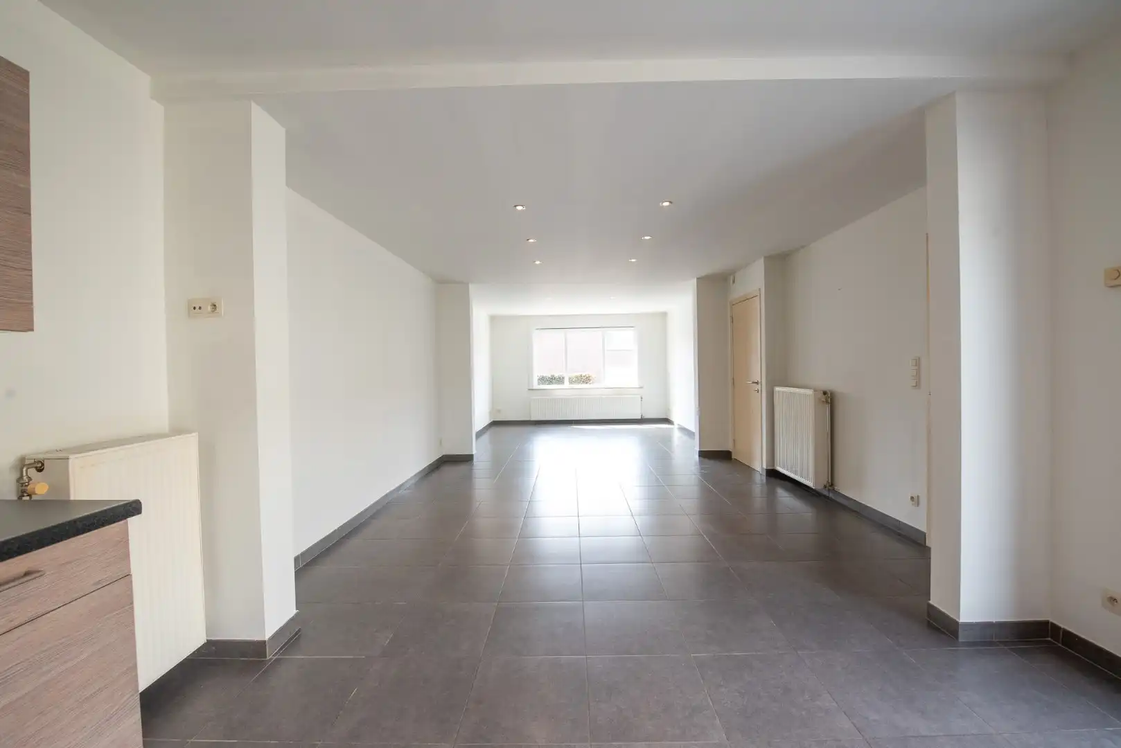 Instapklare halfopen bebouwing met garage op 210 m² te Zulte foto 3