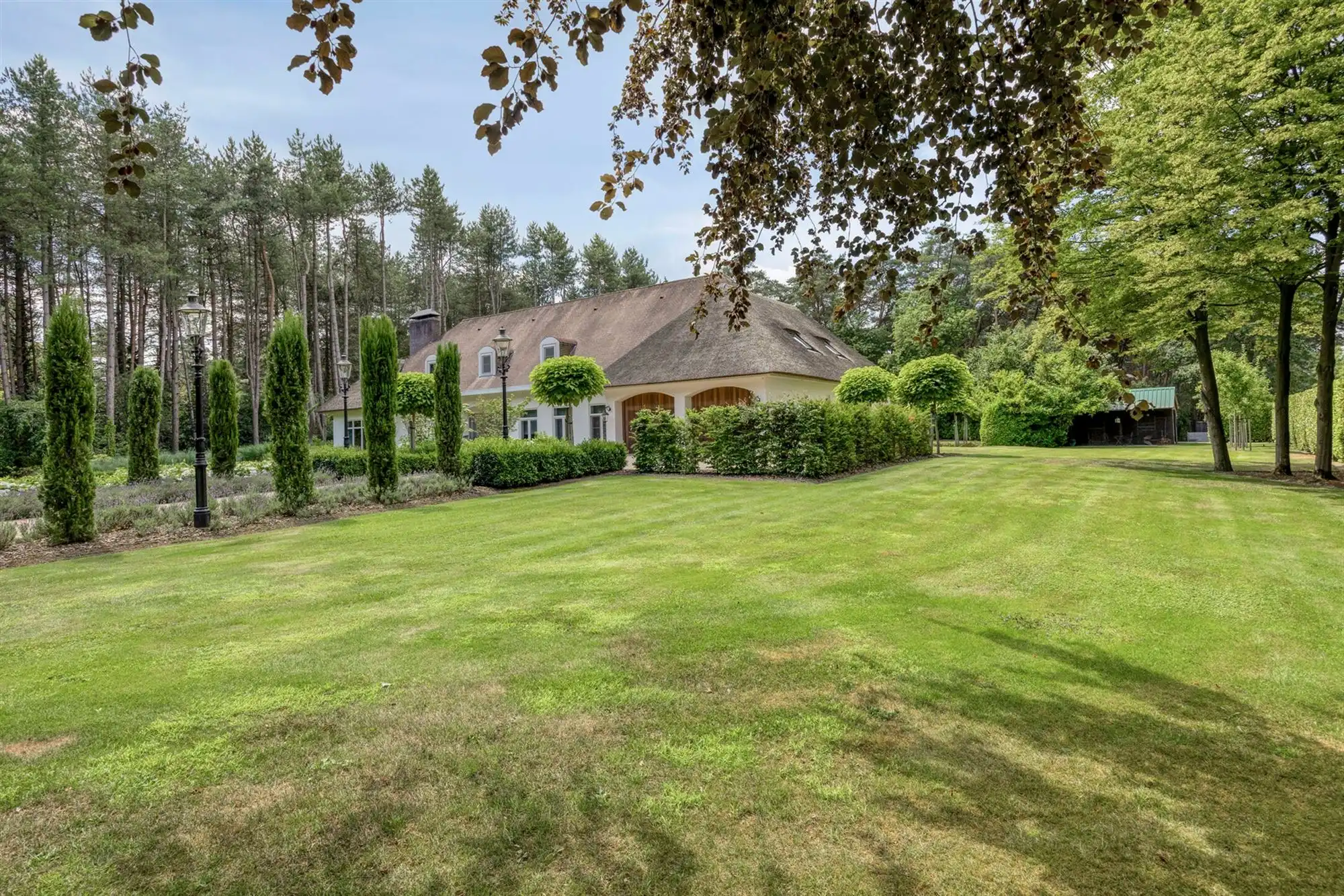 Landelijke luxe: unieke villa op ca. 11.000 m² privé-domein foto 73