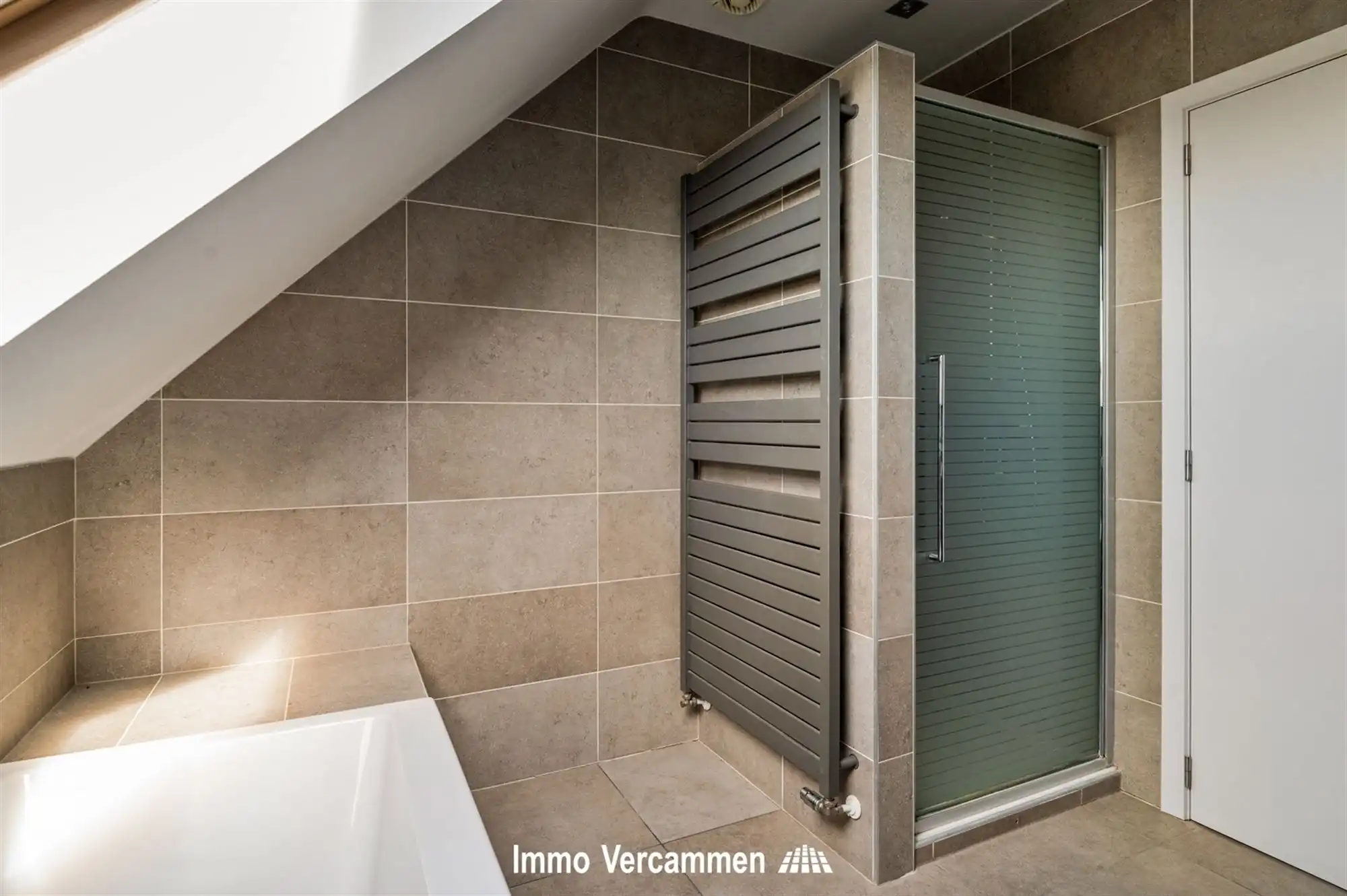 Appartement met 2 slaapkamers te Koningshooikt foto 9