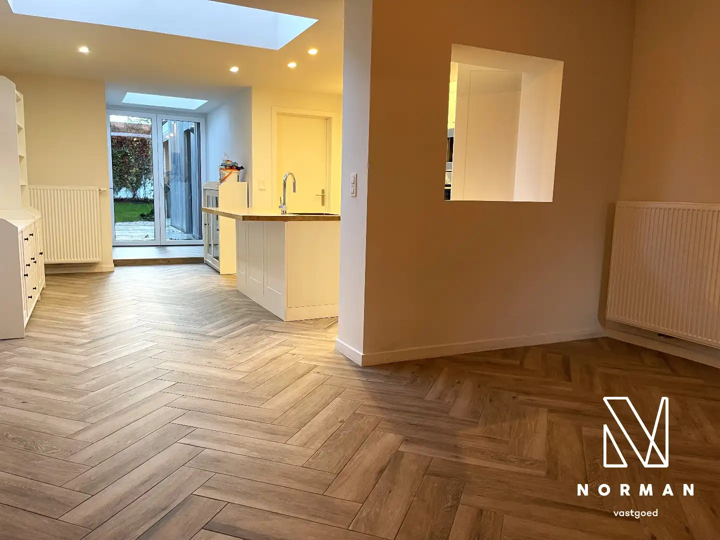 Gezellige woning met stadstuin en overdekt terras foto 4