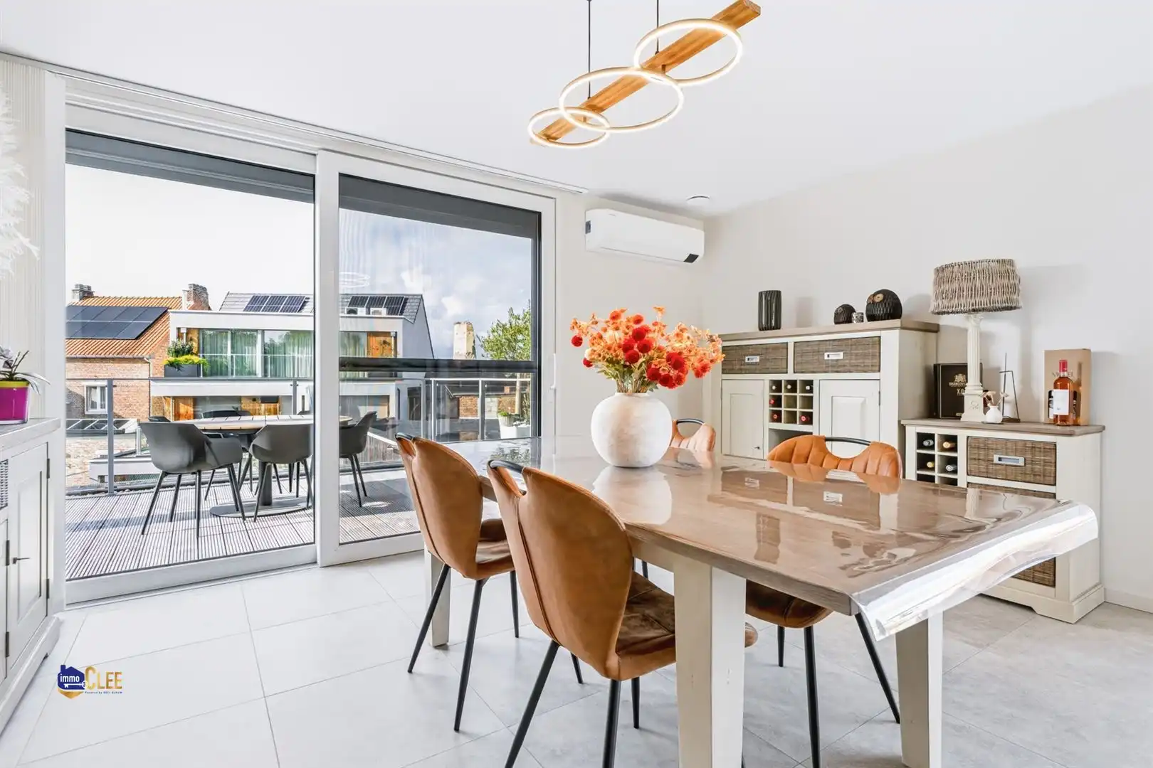 Lichtrijk en luxueus appartement met terras in het rustige Brustem foto 8