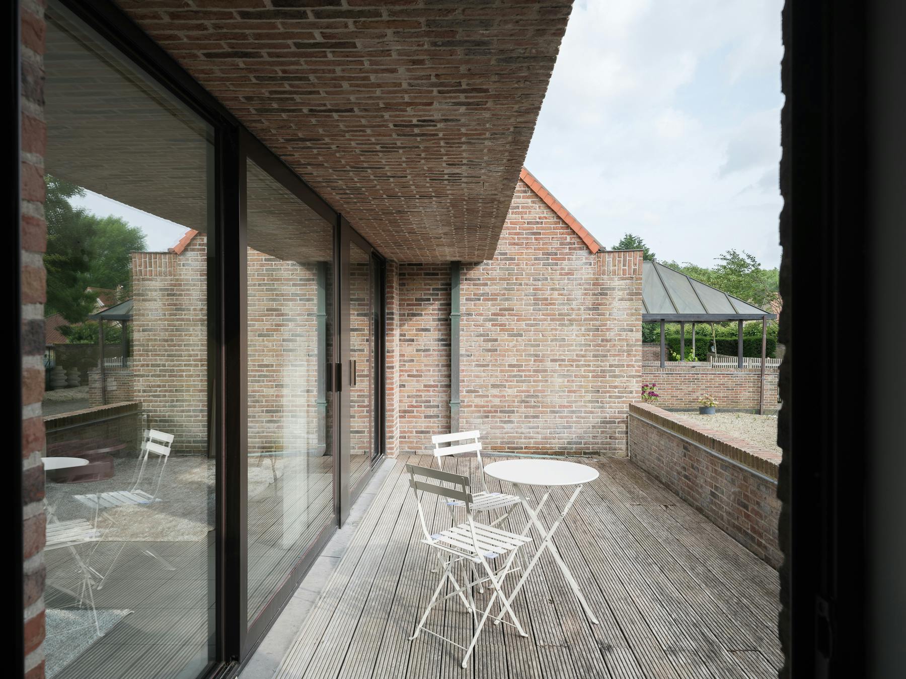 Appartement (125 m²) met 2 slaapkamers en ruime tuin in Koksijde foto 5