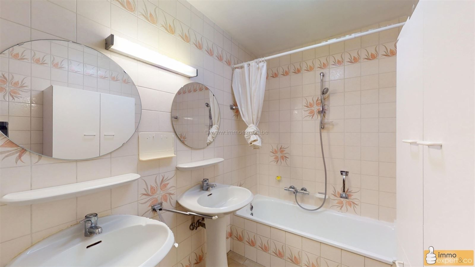 STOMBEEK-BEVER: Ruim appartement + tuin + garage. foto 13