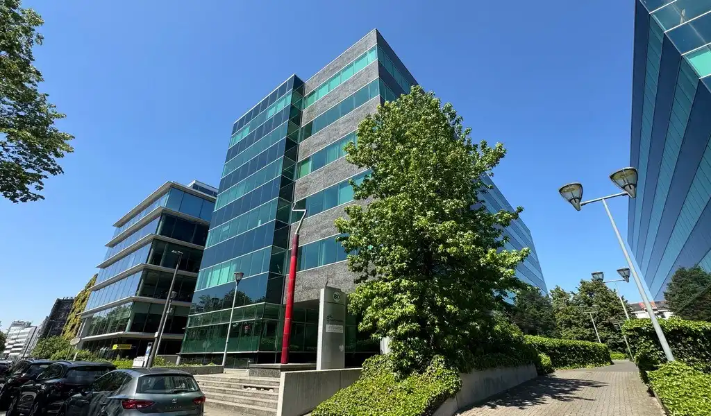 Kantoorruimte te huur in  "Rubens Building" te Berchem foto 16