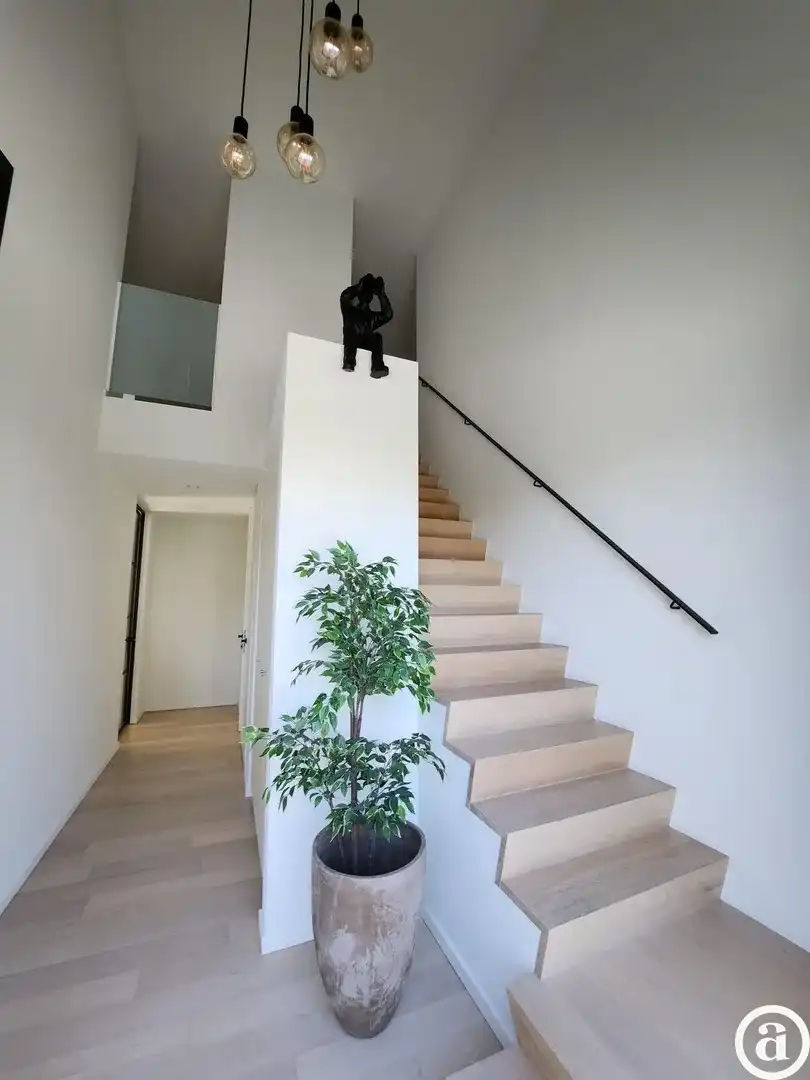 Recente alleenstaande villa centraal gelegen vlakbij het centrum van Knokke. foto 17