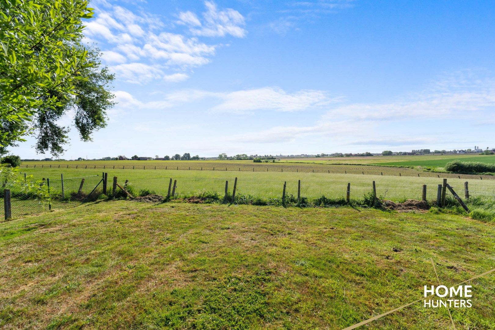 Gerenoveerde ruime woning in Langemark op een riant perceel van 2.694 m² – mét weids uitzicht op de velden foto 24