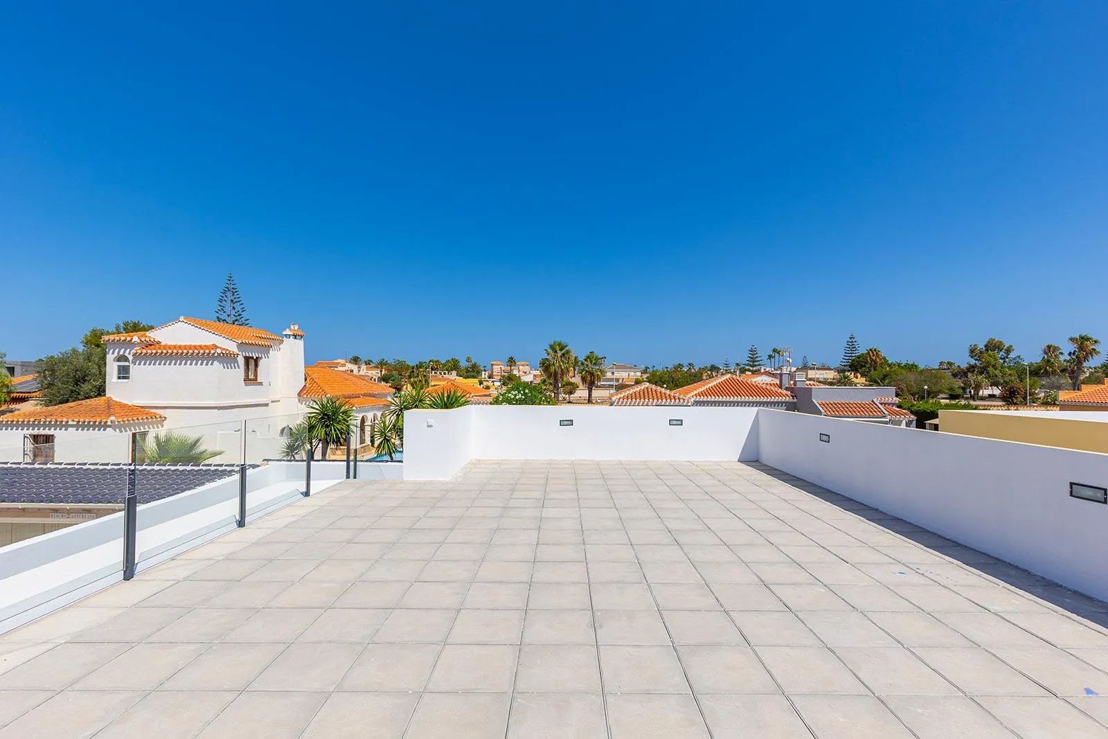Exclusieve gelijkvloerse villa’s met privézwembad in Torrevieja – luxe wonen nabij alle voorzieningen foto 31