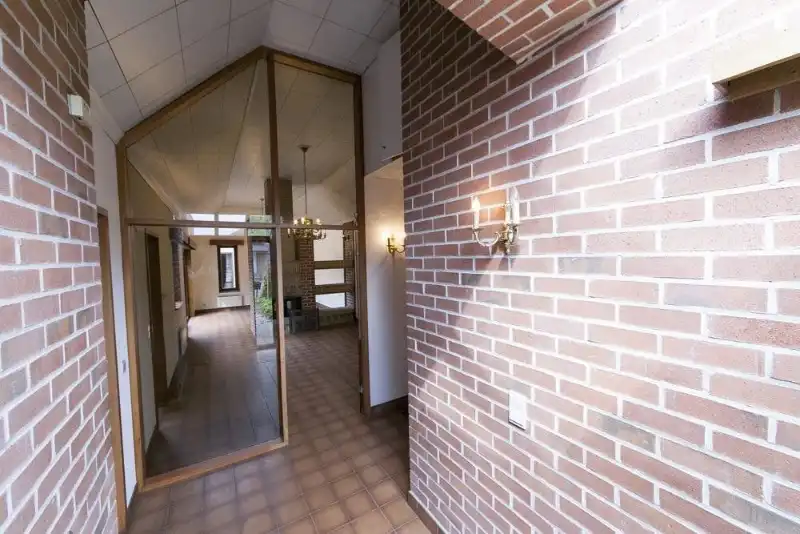 alleenstaande woning in het pittoreske Bekegem foto 2