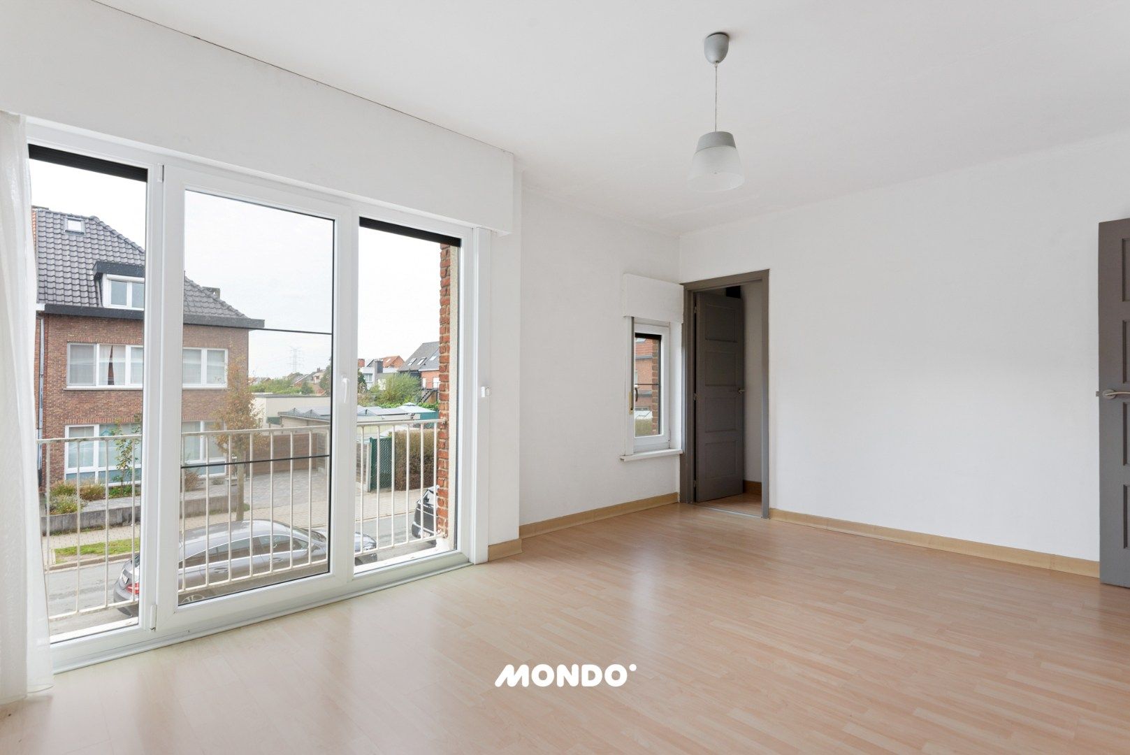 Instapklare woning met 4 slaapkamers in een rustige buurt! foto 11