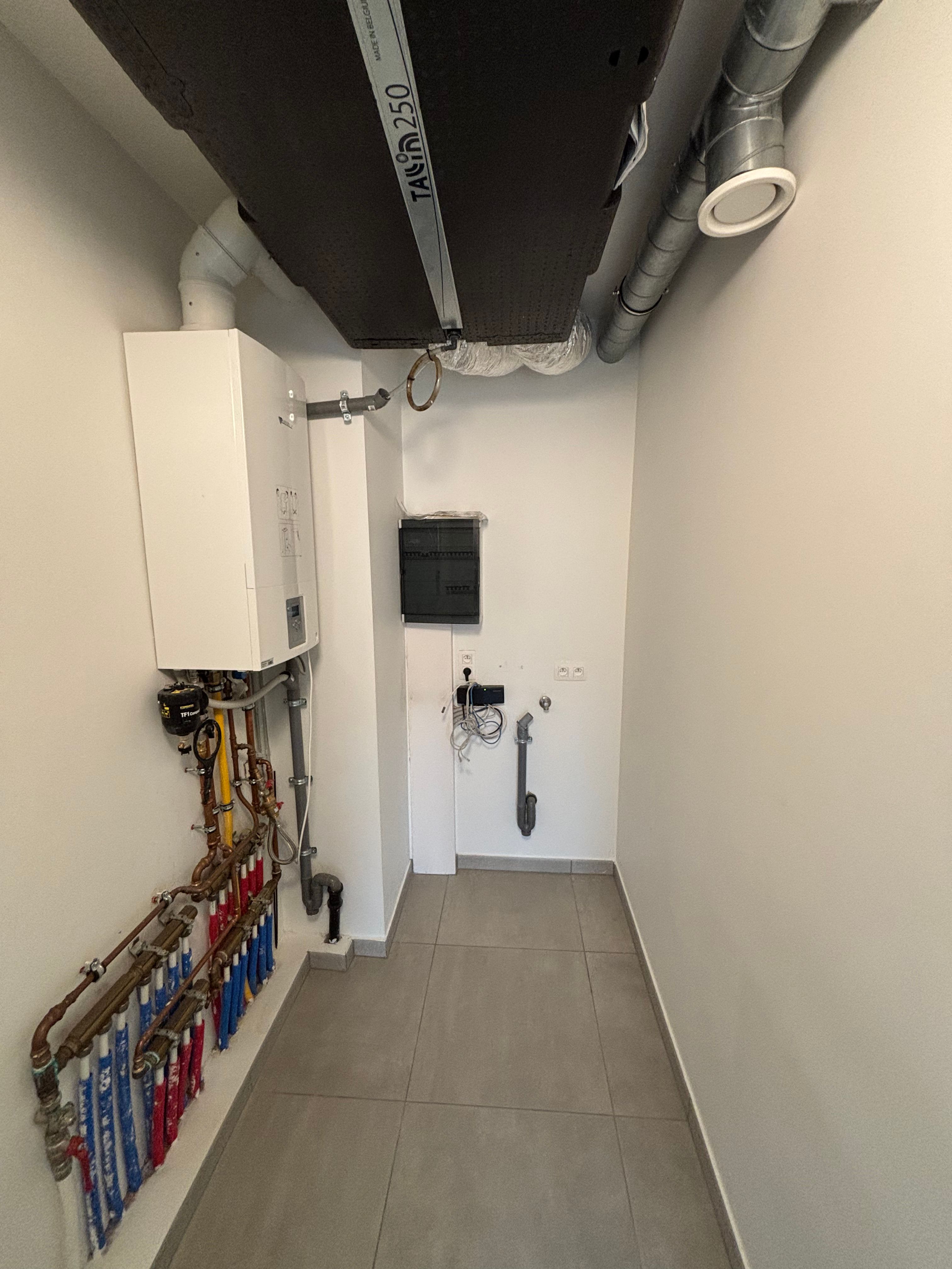 Modern en energiezuinig appartement (EPC A) met 2 slaapkamers, 2 parkeerplaatsen met laadpaal – onmiddellijk beschikbaar foto 9