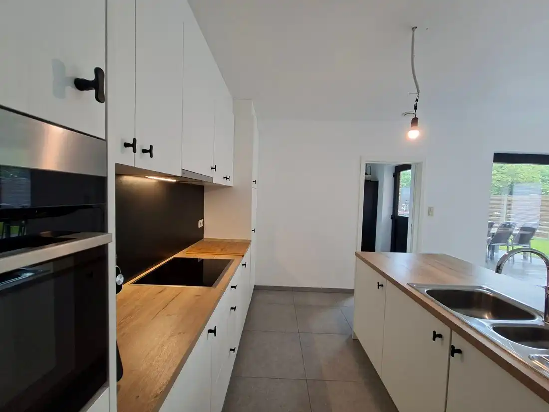 Stijlvolle nieuwbouw woning te Peer foto 8