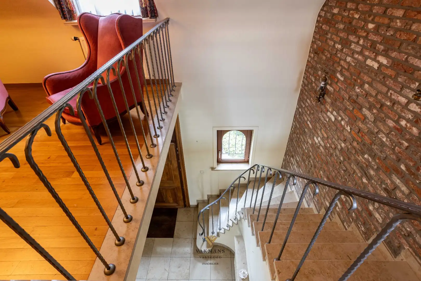 Elegante villa op 5000 m² op een gegeerde locatie foto 14