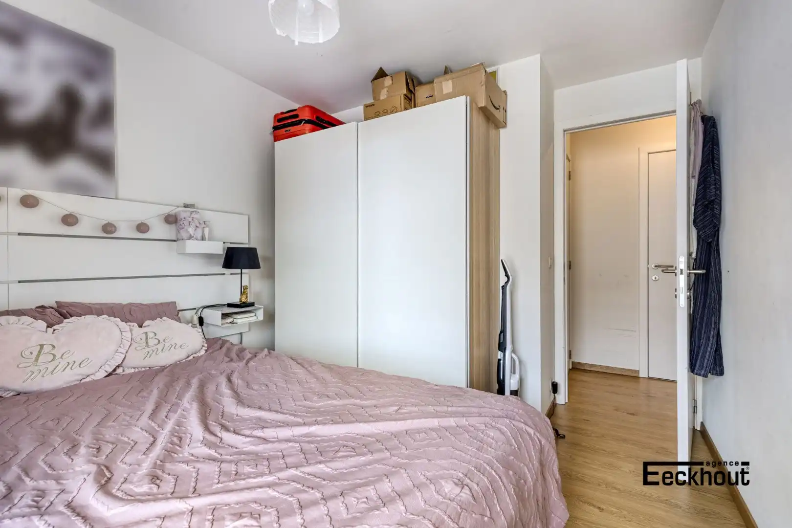 Instapklaar appartement in recente residentie nabij het strand te Mariakerke! foto 10