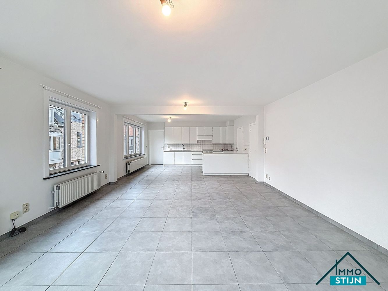 Ruim appartement met garage foto 2