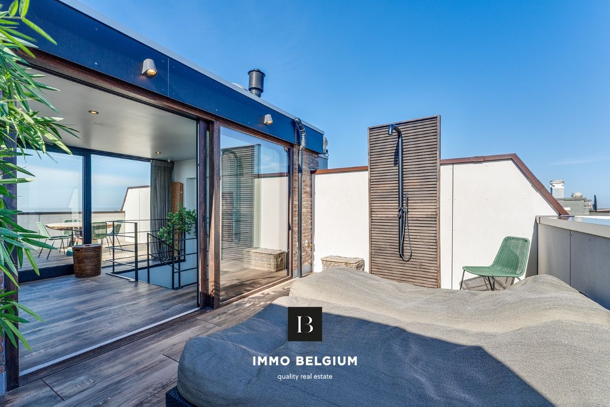 Ruim (172m²) dakappartement op de zeedijk met luxe afwerking foto 3