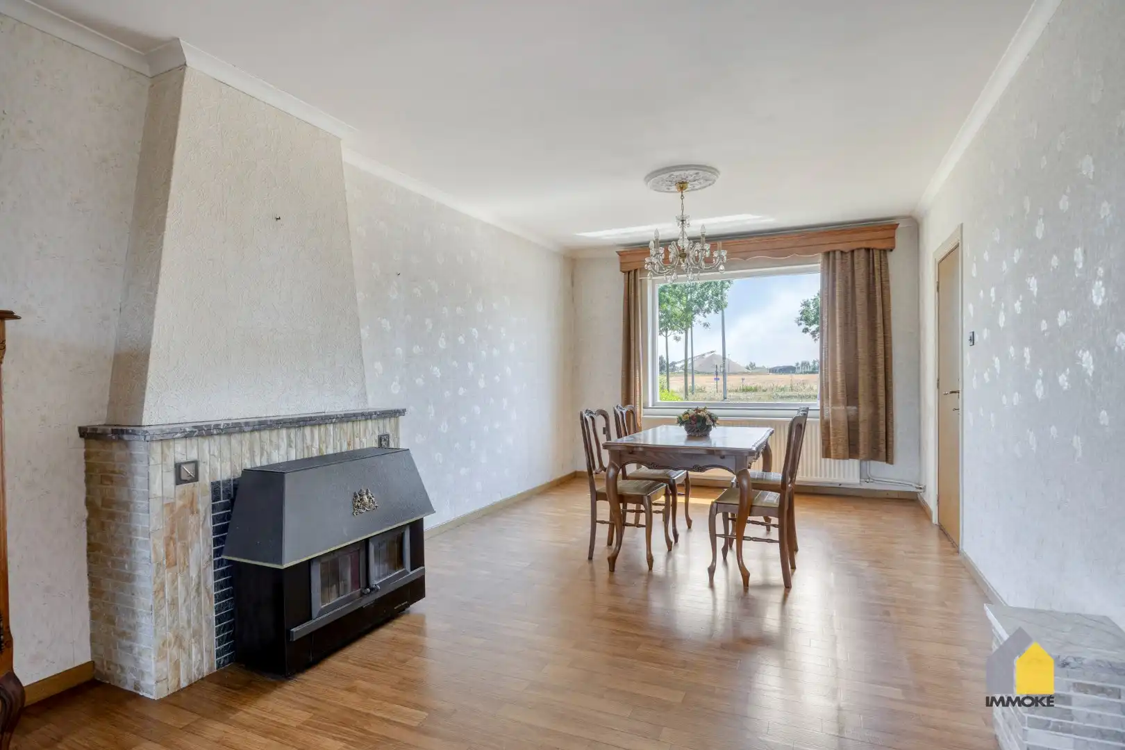 Karaktervolle, halfvrijstaande woning op 7a 31ca met aangrenzend weiland 16a 50ca. foto 8