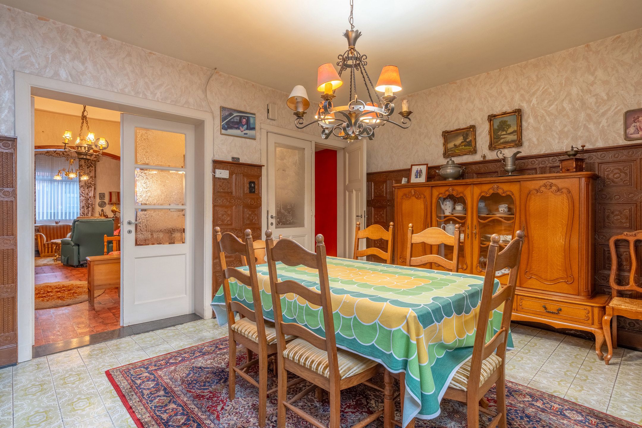 Te renoveren woning met 4-5 slpk's en tuin te Turnhout. foto 6