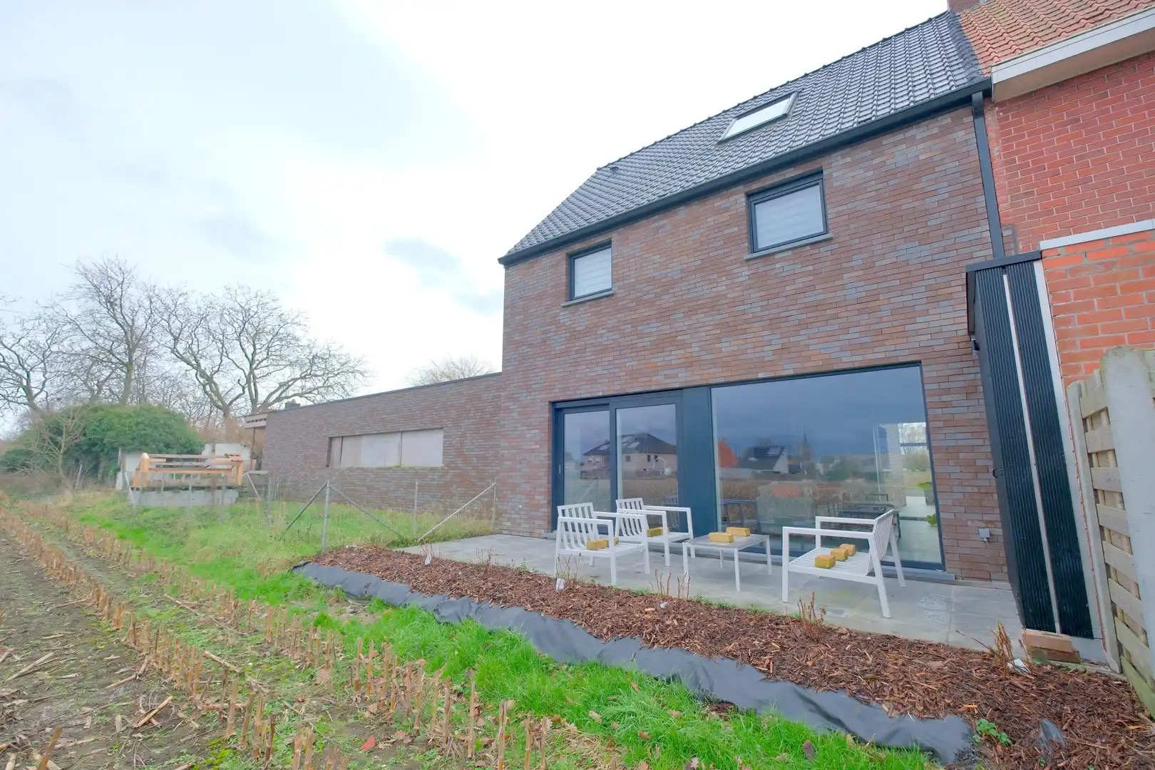 Lichtervelde - Prachtige woning met 3 slpks en staanplaats! foto 9