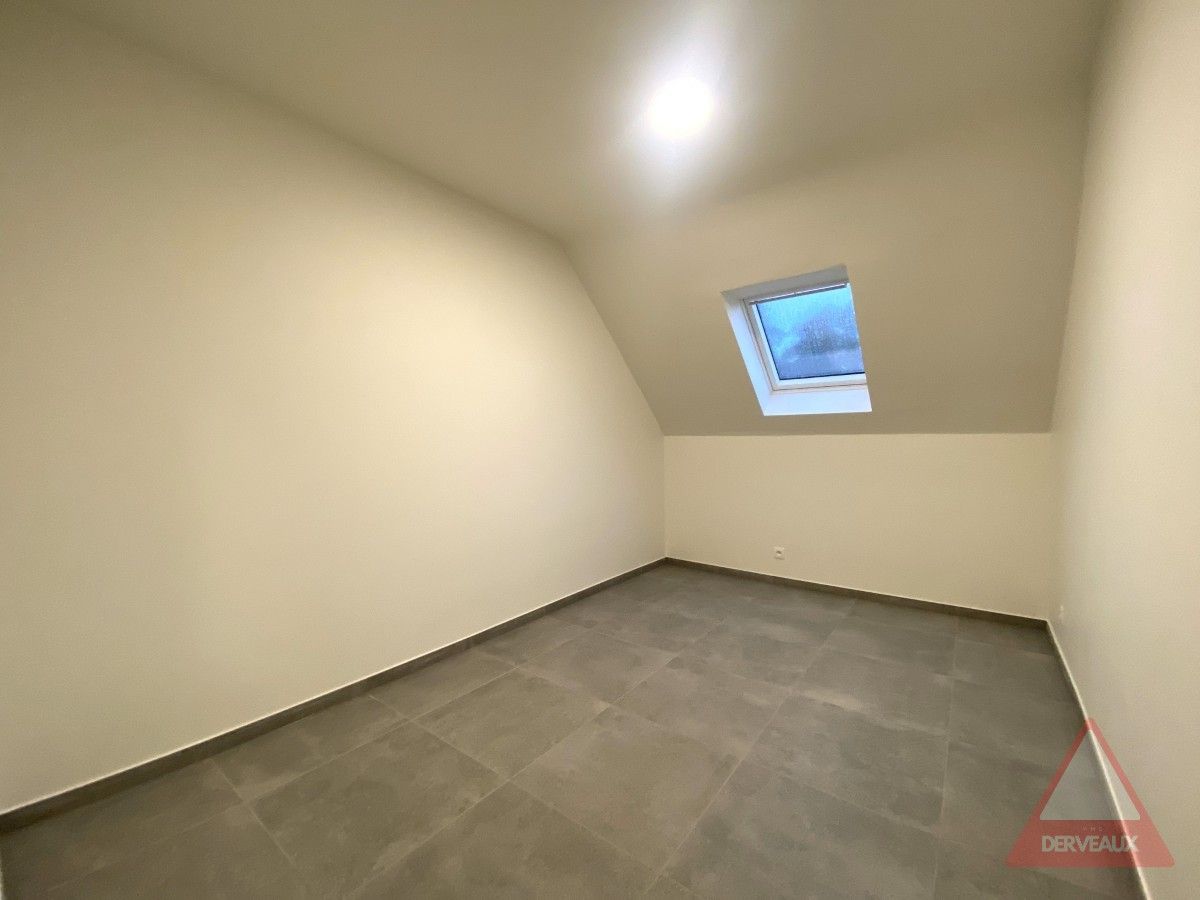 Zonnebeke – Nieuwbouwwoning met open keuken, garage en 2 parkeerplaatsen foto 12