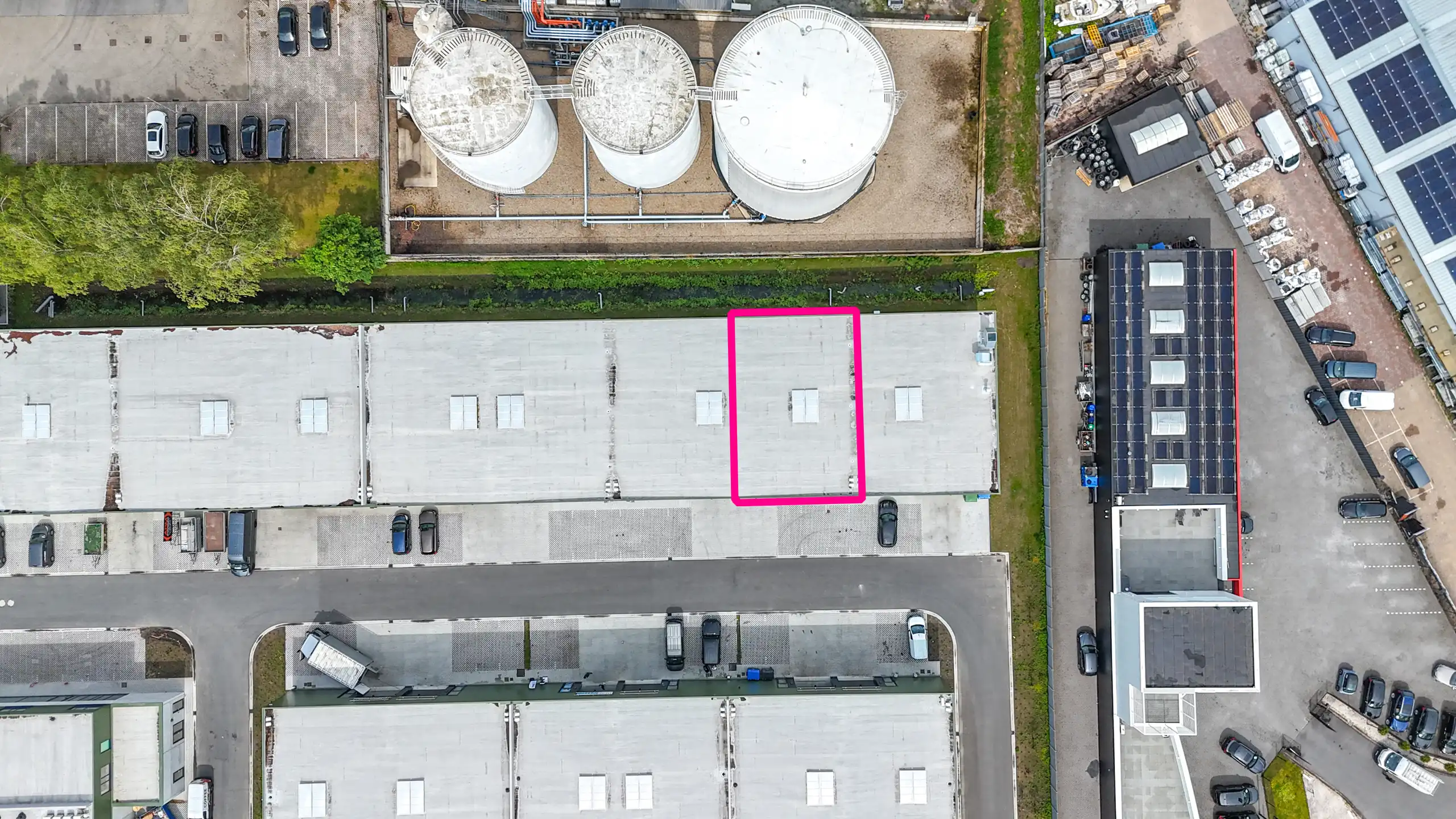 Nieuwbouw KMO-unit van 216 m² op topligging in Beringen! foto 18