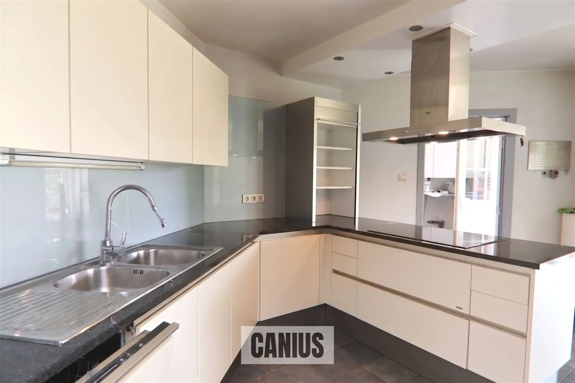 LANDELIJKE WONING MET 3 SLKS, DRESSING & TUIN foto 5