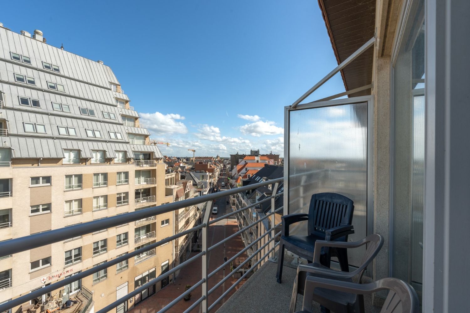 Lichtrijk appartement met 1 slaapkamer met zijdelings zeezicht foto 8