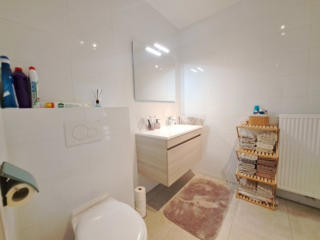 Mooi appartement op de 2de verdieping te Genk foto 13
