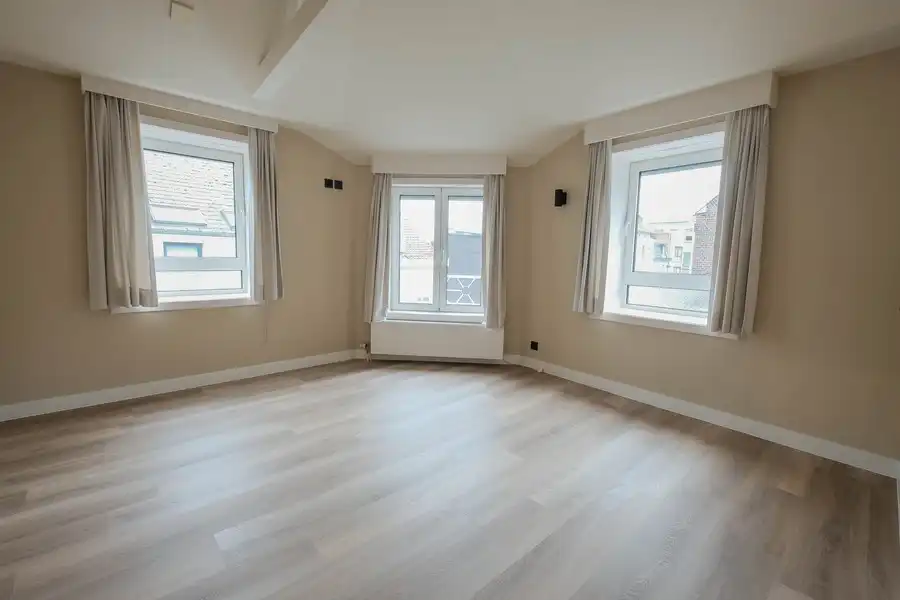 Prachtige duplex in centrum Hasselt met lift met opp van 125m2. foto 15