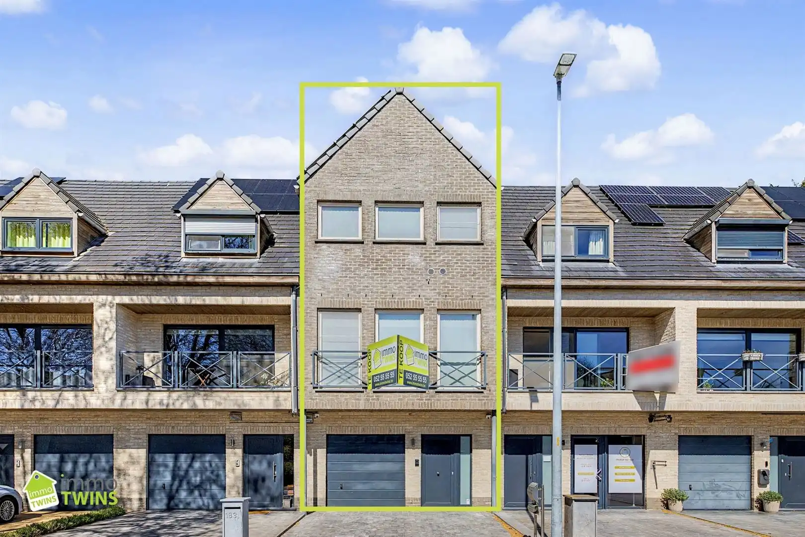 Prachtige instapklare woning met zeer ruime inpandige garage, aangelegde tuin met terras te Waasmunster foto 27