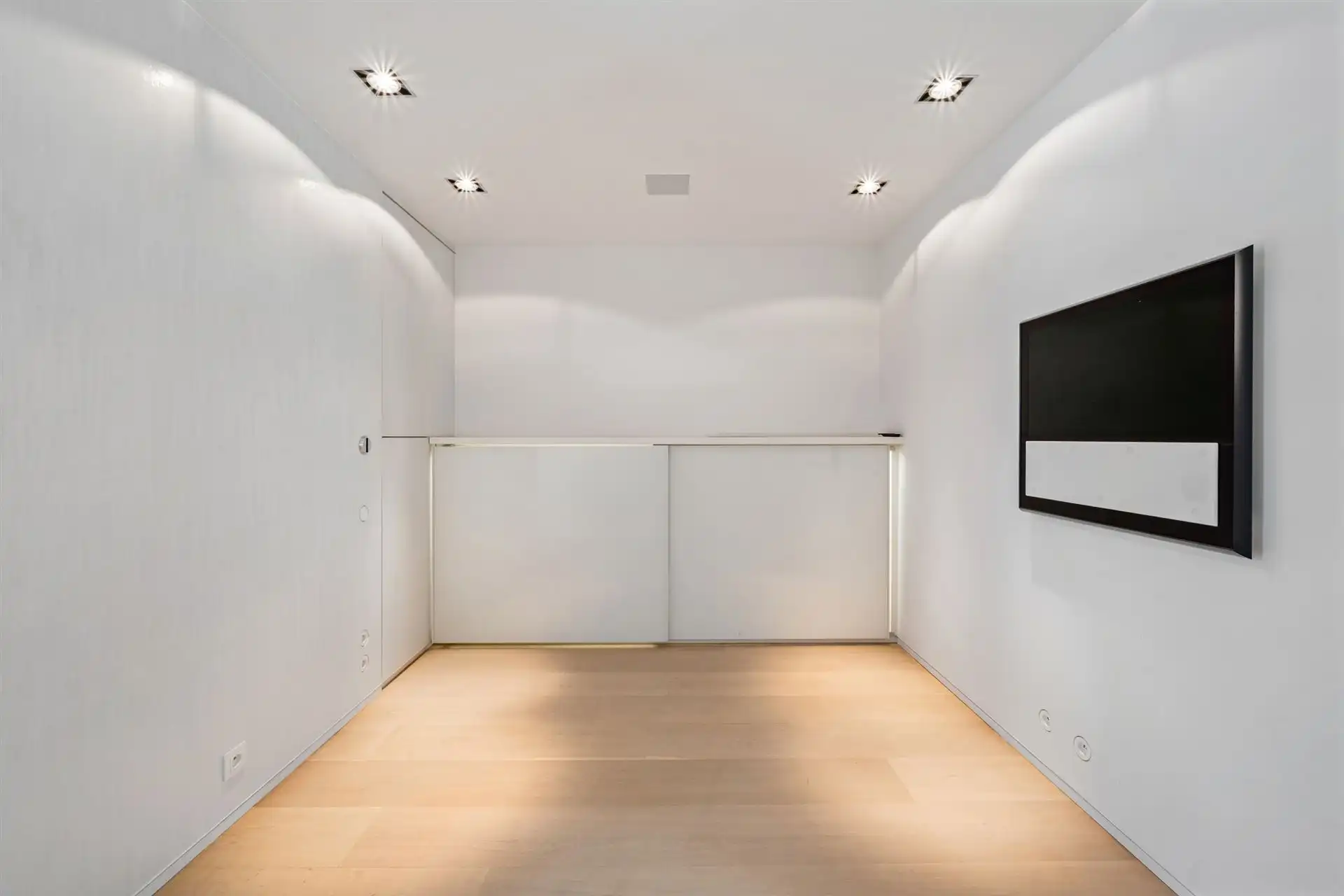 Topgelegen lichtrijke penthouse met prachtig terras foto 14