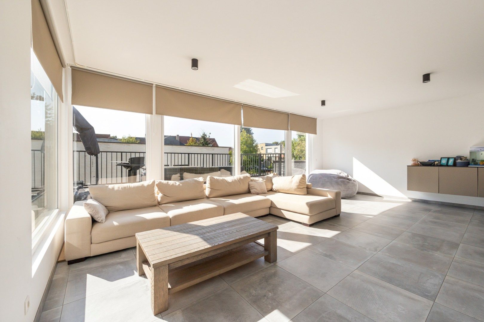 Gerenoveerd (2017) appartement (165m²) met 3 a 4 slpk en terras! foto 4