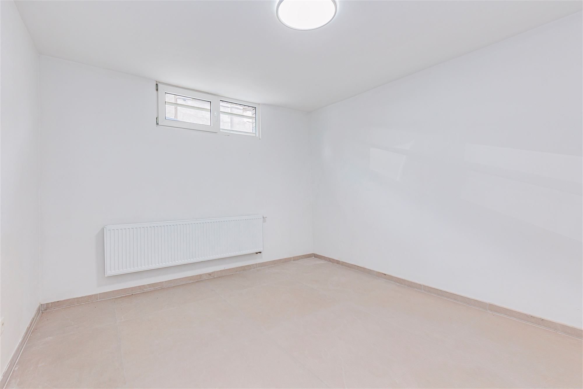 Gelijkvloers duplexappt met 3 slk + tuin foto 16