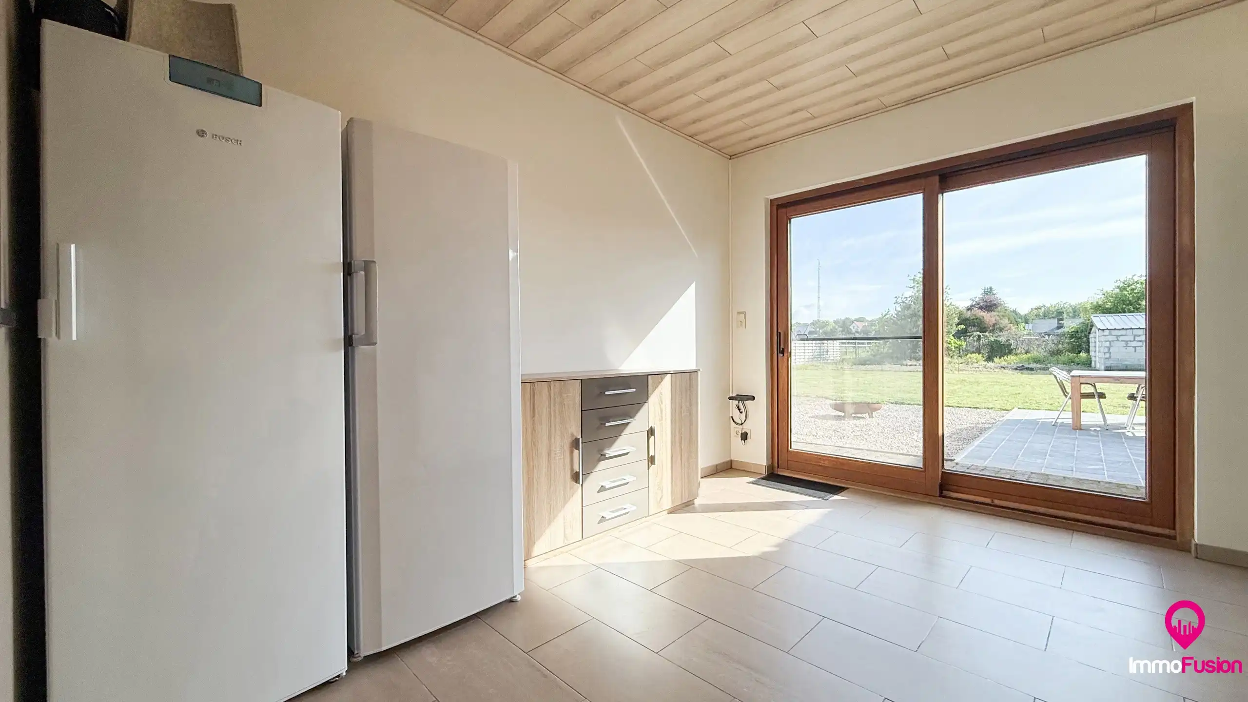 Charmante woning met 5 slaapkamers op een ruim perceel! foto 17