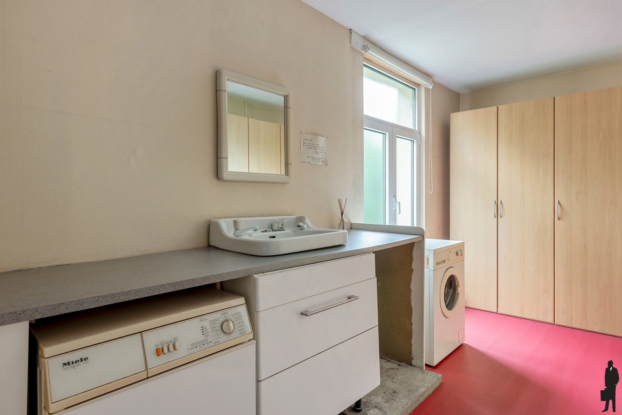 Unieke herenwoning met 4 slk en tuin op een top ligging te Lier. foto 21