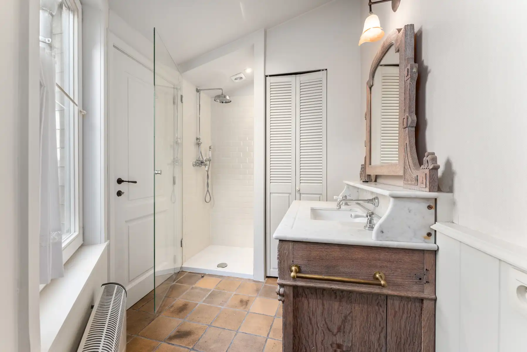 Instapklare woning op een goede locatie nabij centrum Brugge foto 9