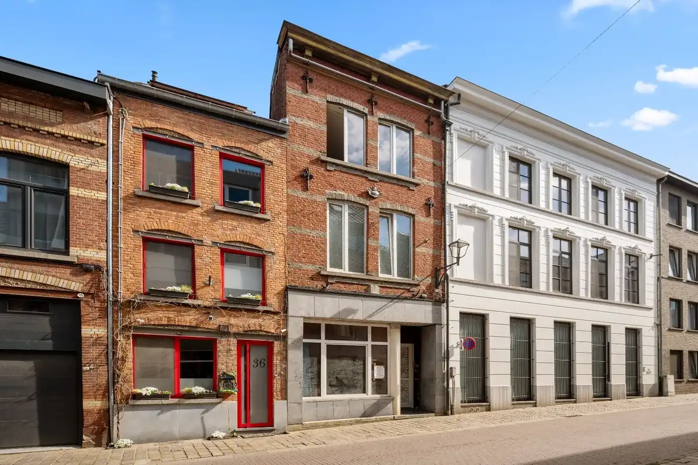 Handelsruimte met stockageruimte nabij de markt van Diest foto 3