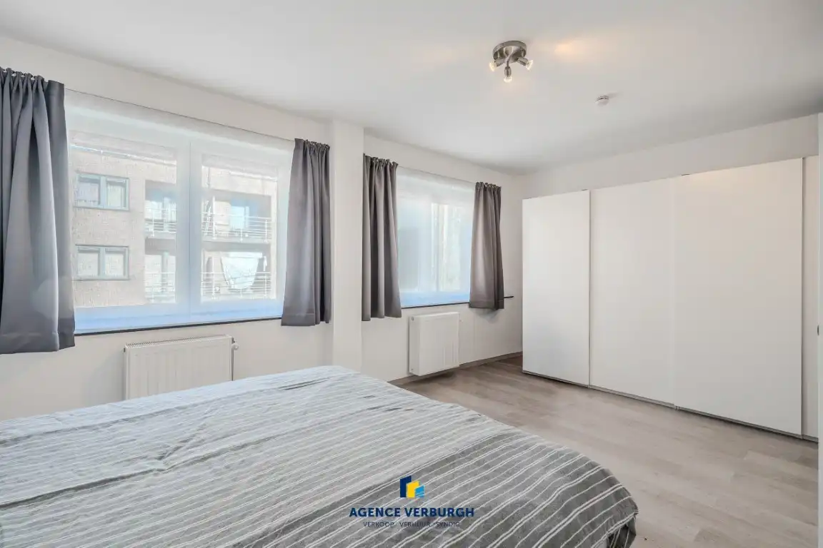 Lichtrijk 1-slpk appartement nabij de Grote Markt foto 11