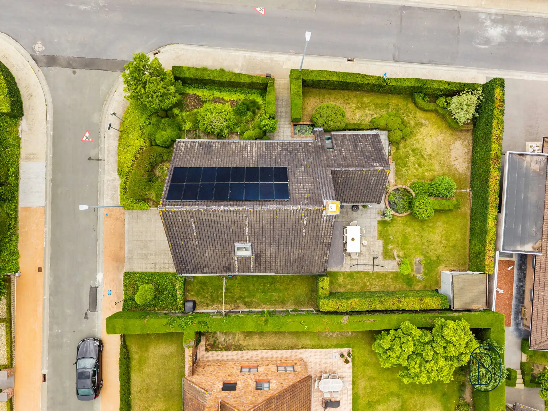 Rustig gelegen villa met 3 SLK, garage en zuidgerichte tuin foto 22
