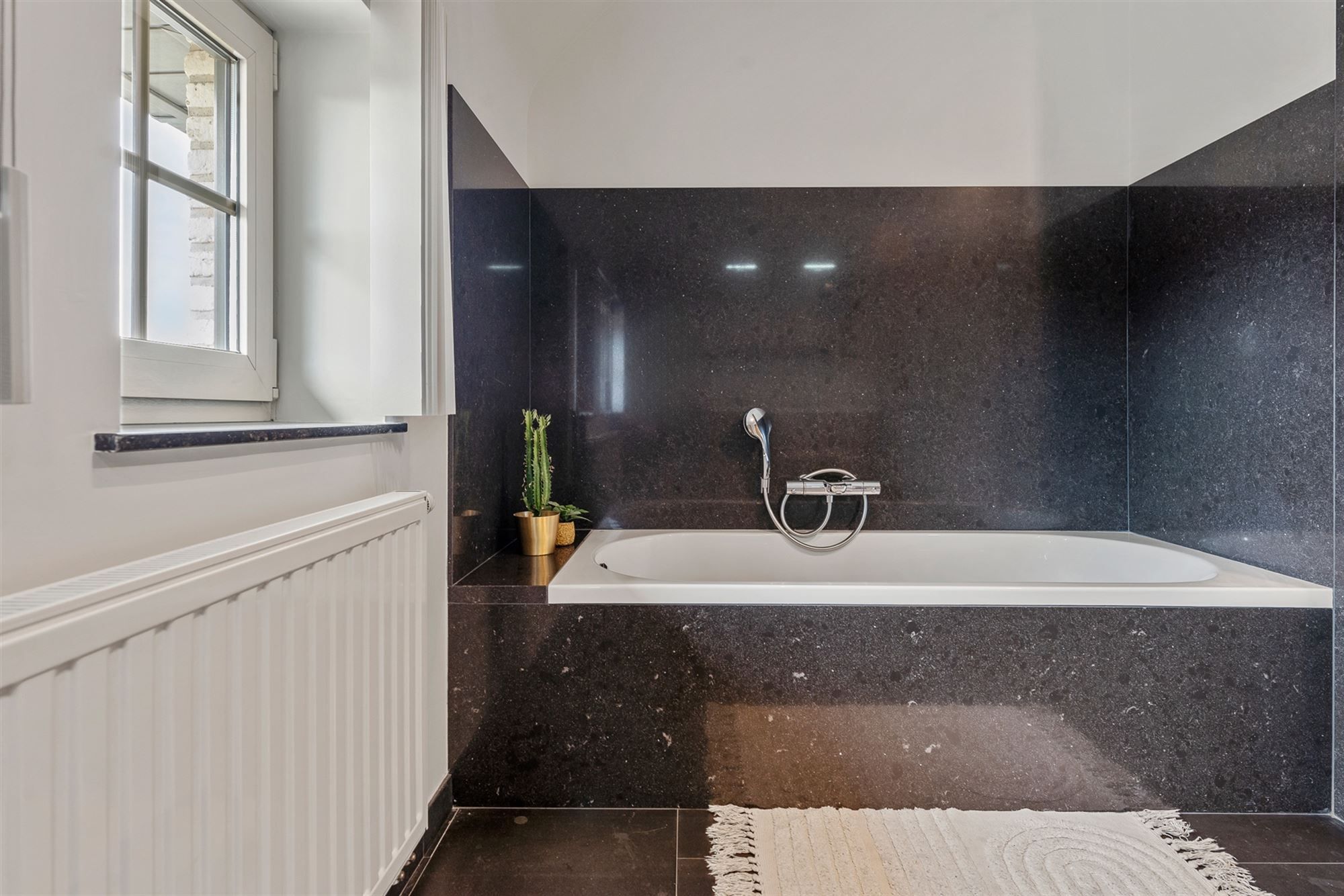 PERFECT ONDERHOUDEN EN INSTAPKLARE WONING MET 3 SLAAPKAMERS TE BEVERLO foto 18