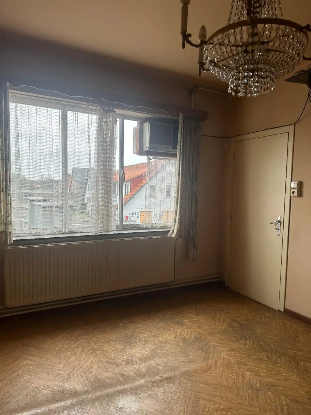 Commercieel uitstekend gelegen investeringspand bestaande uit bakkerij + duplex foto 10