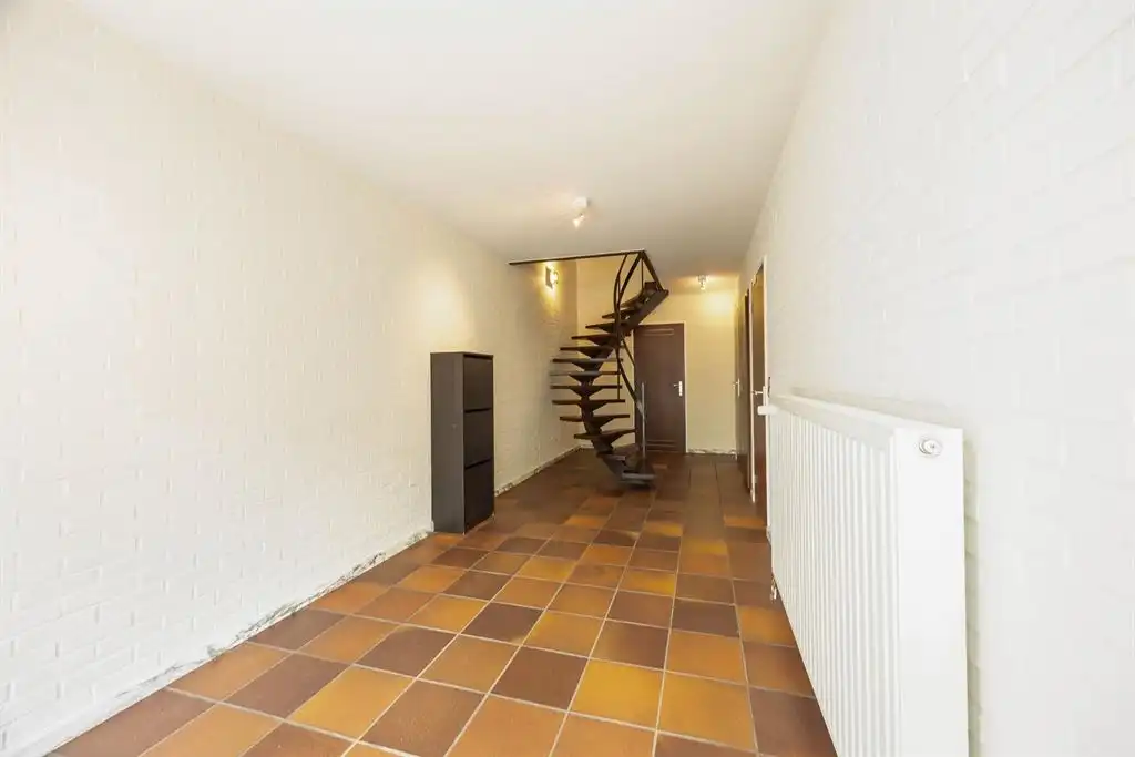 Architecturale designwoning met 4 slpk en garage foto 18