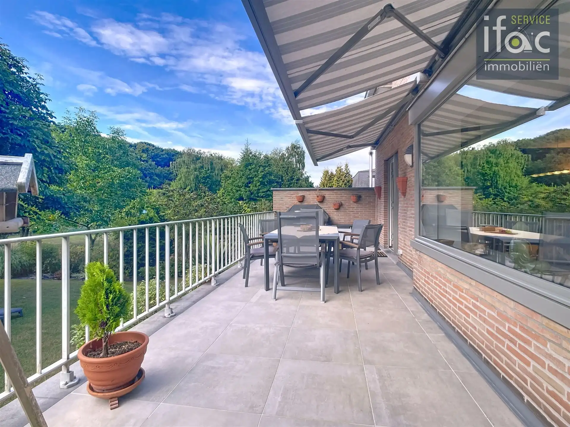 Fantastische villa met 3 slpk en bijbouw in tuin foto 7