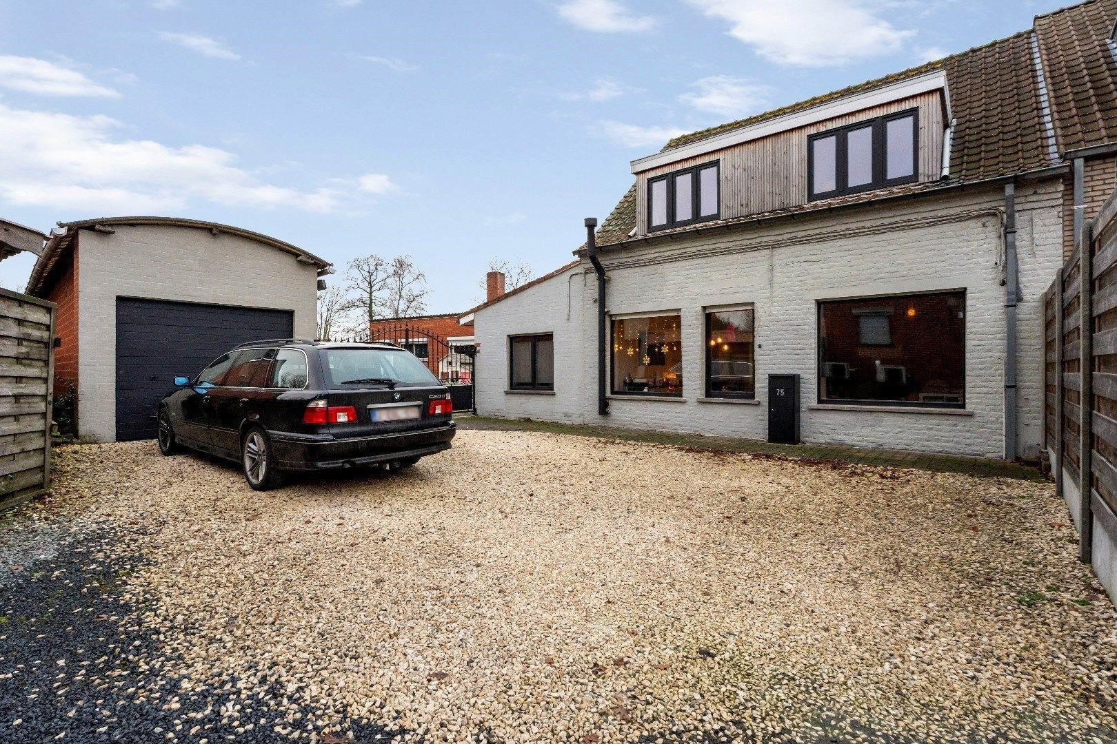 Hoofdfoto van de publicatie: Woning op perceel van 1218 m²