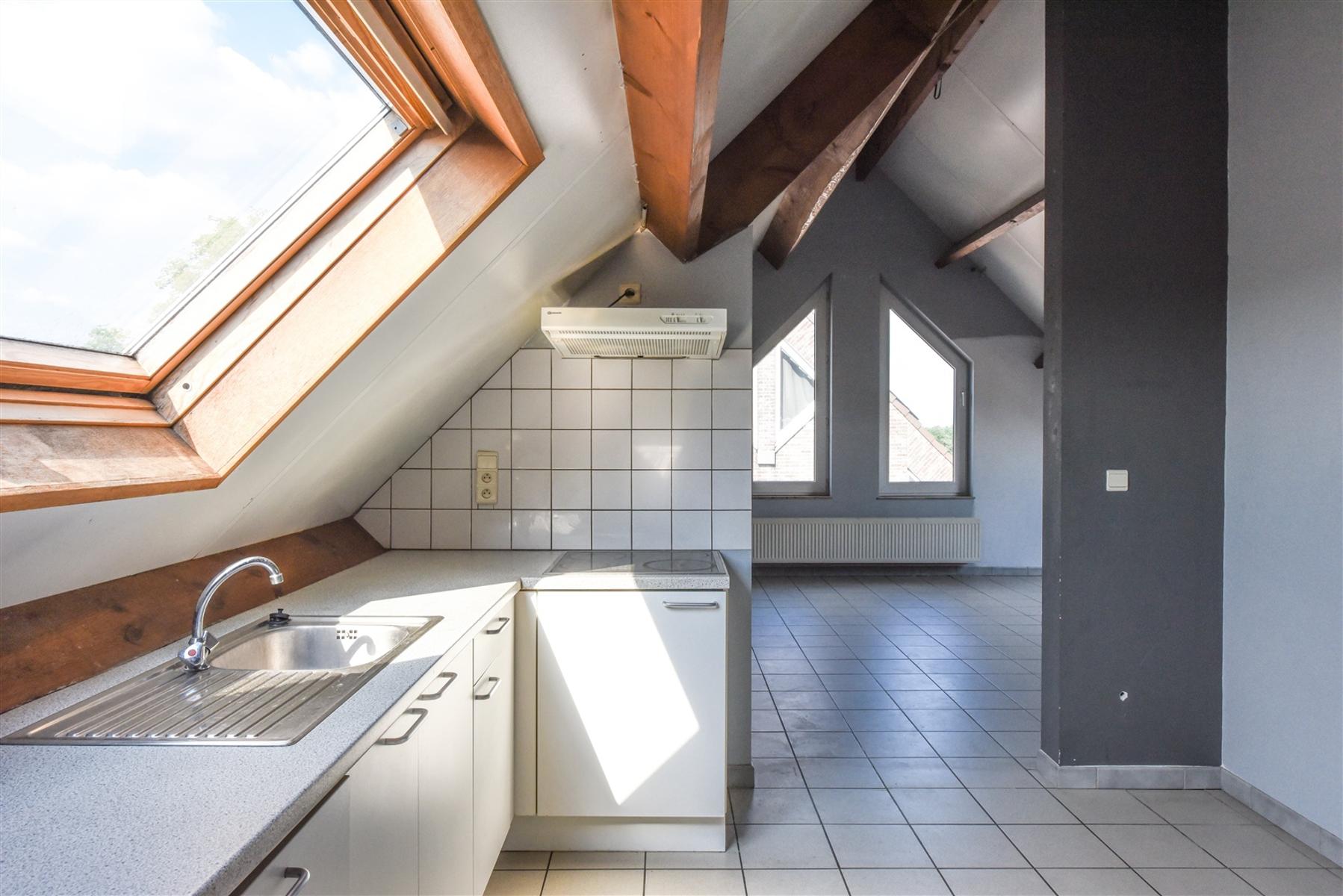 Studio gelegen op een steenworp van Maastricht foto 8