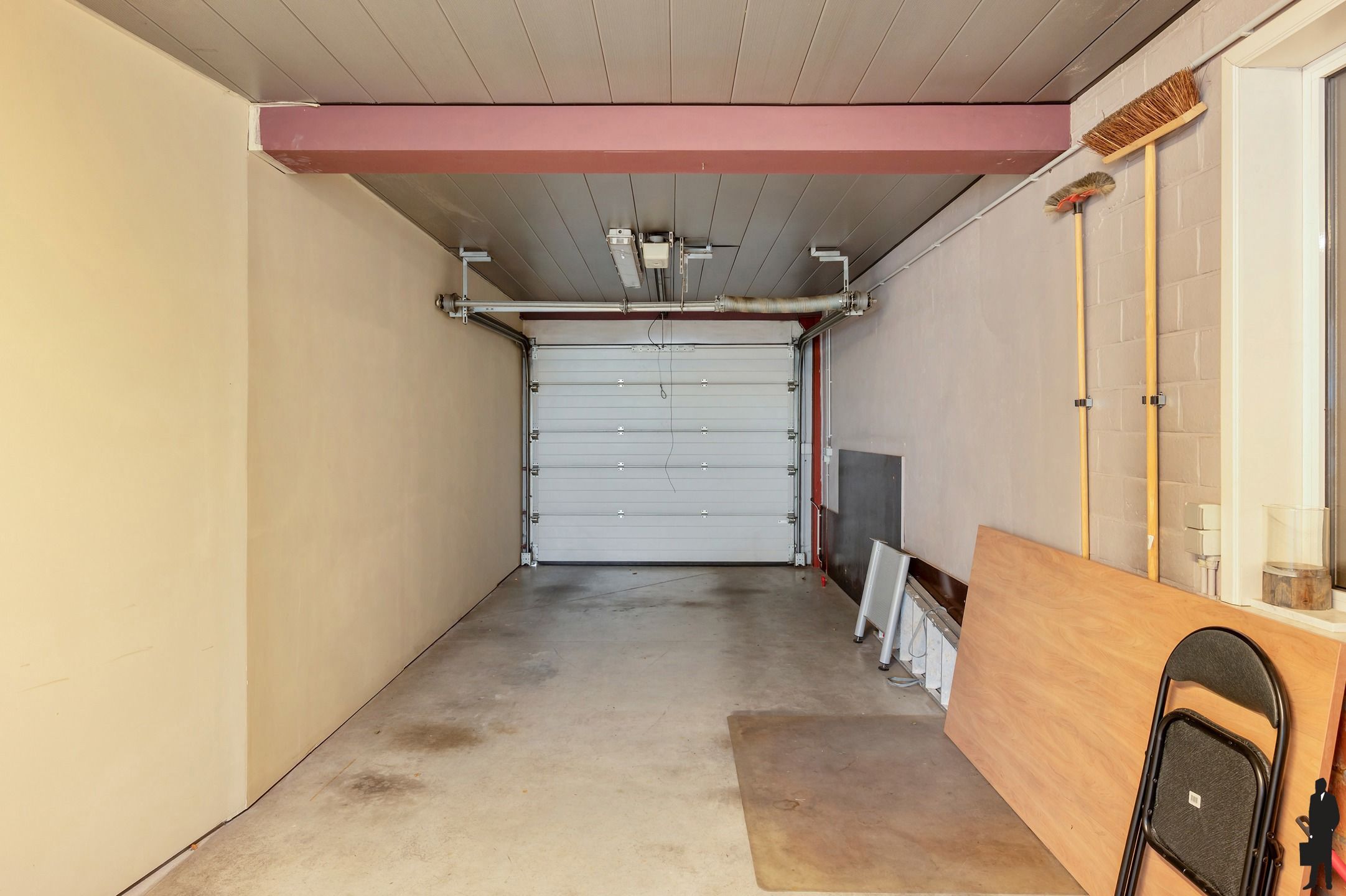 Deels gerenoveerde parel met mogelijkheden en weidegrond! foto 33