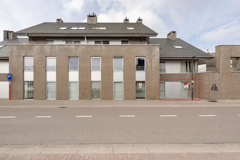 Gelijkvloers 2-slaapkamerappartement met tuin en garage nabij centrum Tielt TE KOOP! ✨🏡 foto 22