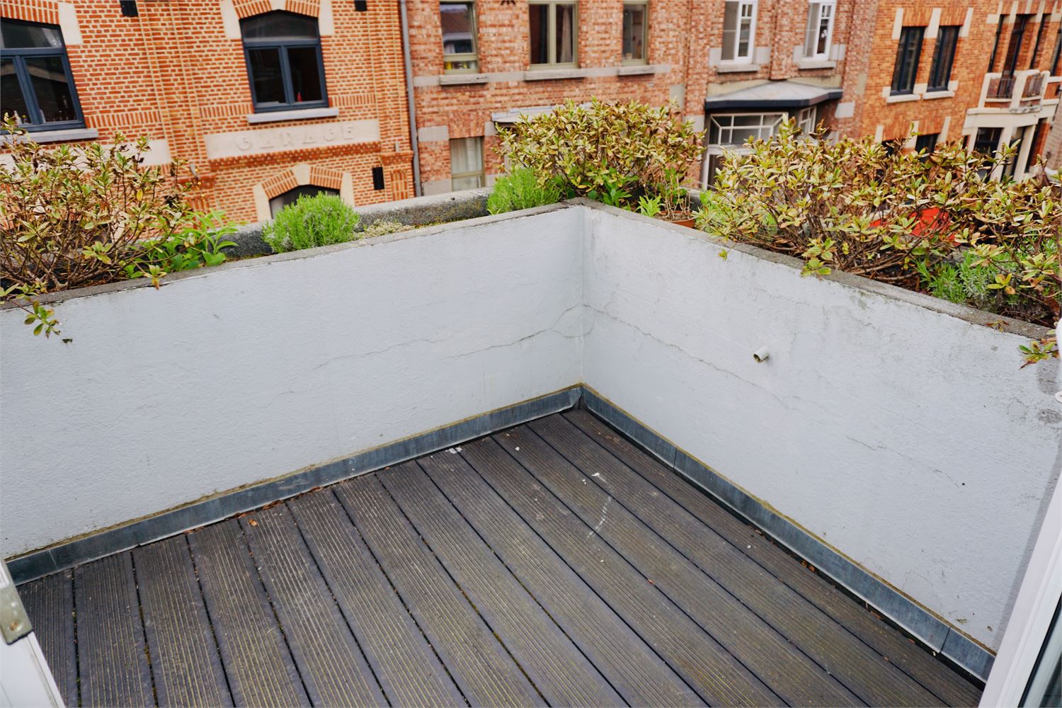 Ruim 2 slaapkamer appartement met dakterras (4m2) in het centrum van Leuven. foto 10